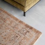 Louis De Poortere alfombra CA 9067 Fading World Medallion Salmon interior 3